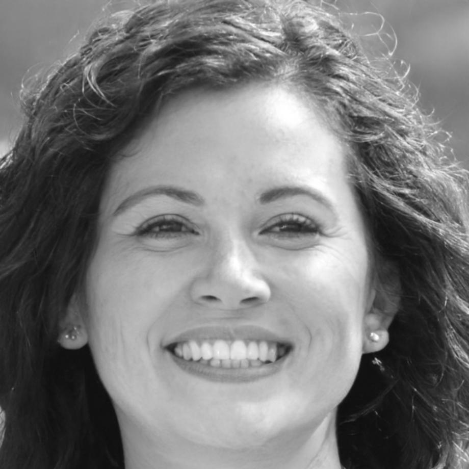Siriporn Bergstrom, Data Analytics Manager